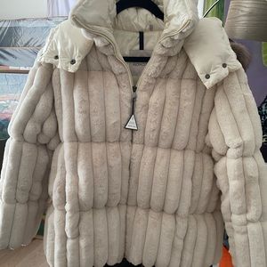 Moncler Jacket Women sz 1 BADYF  100% Authentic!